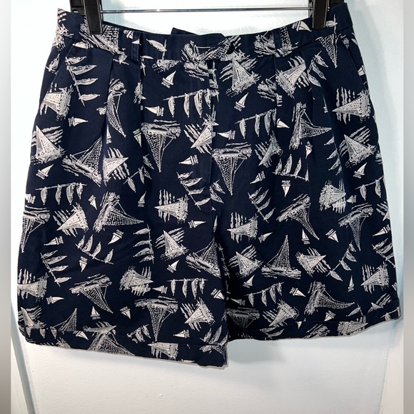 Lauren Ralph Lauren Pants - Vintage Lauren Ralph Lauren, 12, hi rise,pleated pocketed Bermuda shorts
